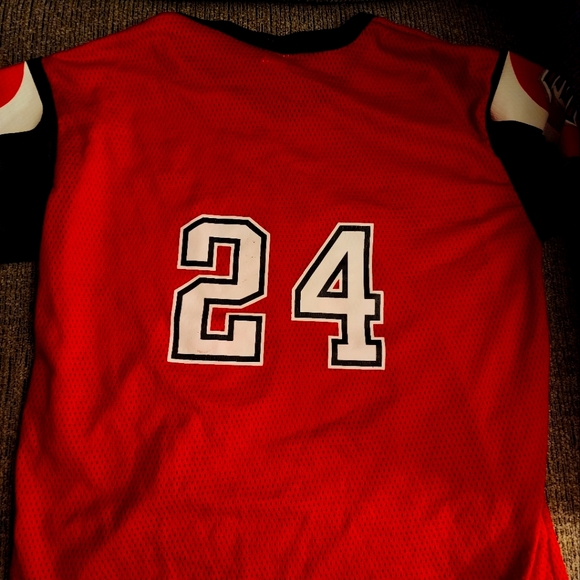 Falcons #24 Size 8 (Kids) - Picture 4 of 6